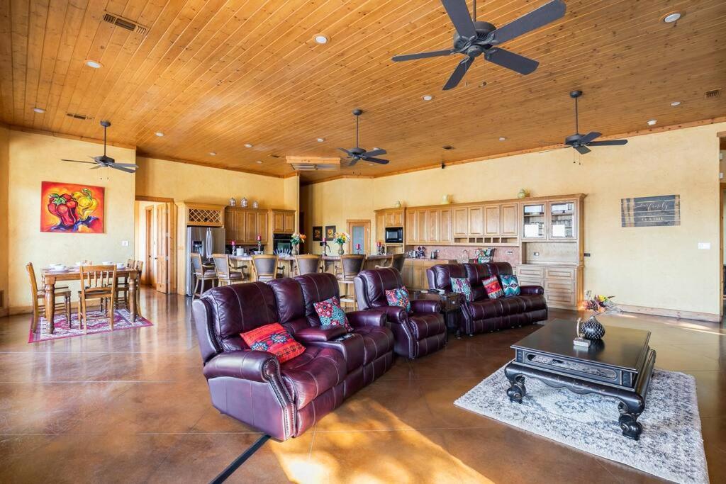 Texas Ranch House With 5 Bedroom And Fish Pond Dallas Exteriör bild