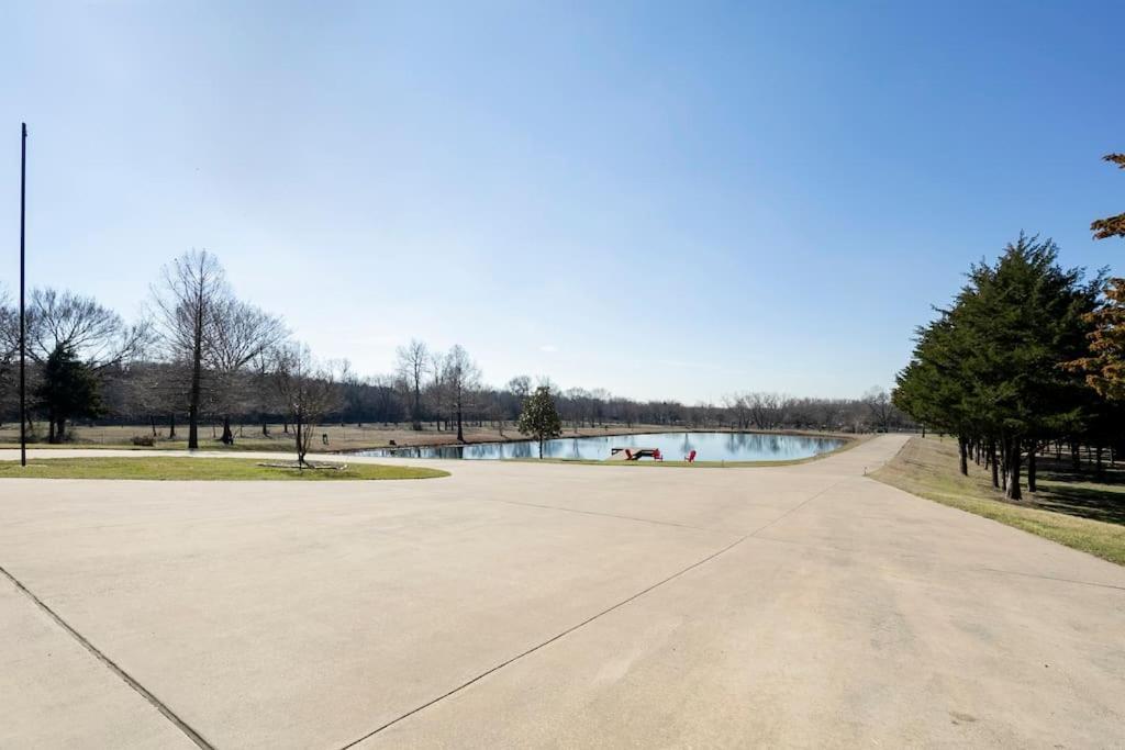 Texas Ranch House With 5 Bedroom And Fish Pond Dallas Exteriör bild