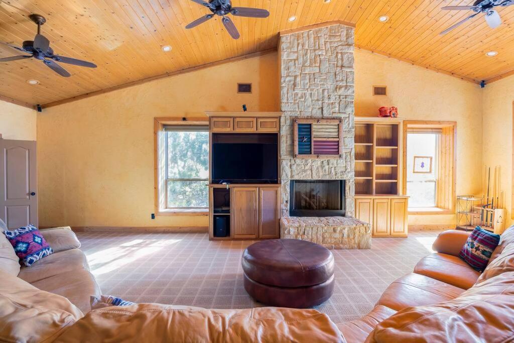 Texas Ranch House With 5 Bedroom And Fish Pond Dallas Exteriör bild