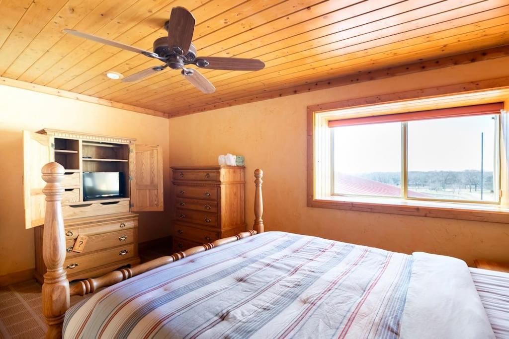 Texas Ranch House With 5 Bedroom And Fish Pond Dallas Exteriör bild