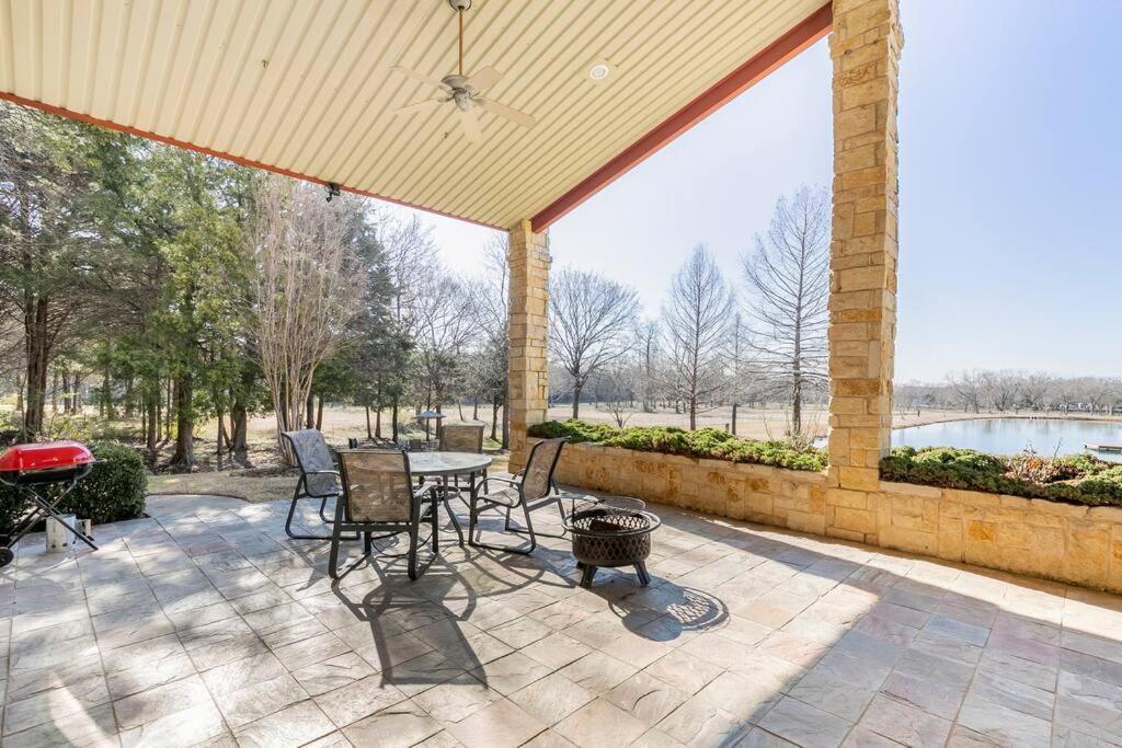Texas Ranch House With 5 Bedroom And Fish Pond Dallas Exteriör bild