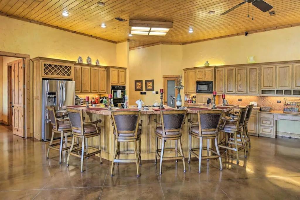 Texas Ranch House With 5 Bedroom And Fish Pond Dallas Exteriör bild